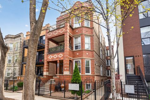 Photo of 835 N Maplewood Avenue #1F, Chicago, IL 60622 (MLS # 12619802)