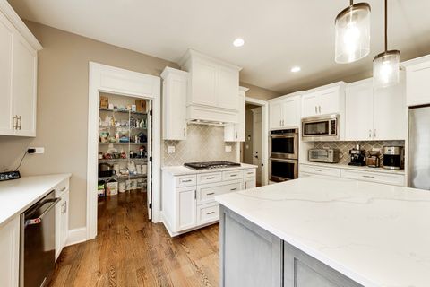 Tiny photo for 22843 Sara Springs Drive, Frankfort, IL 60423 (MLS # 12593366)