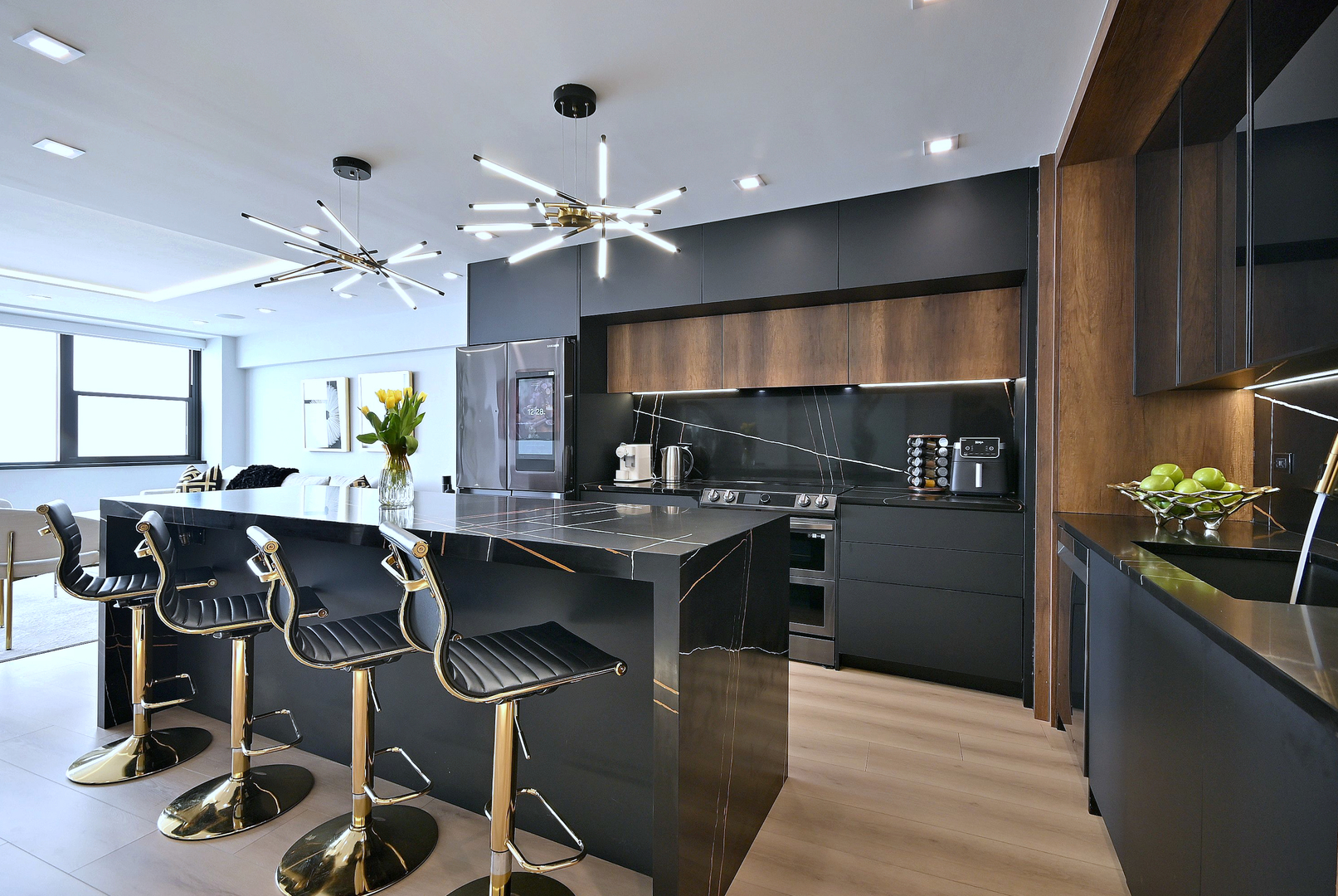 1150 N Lake Shore Drive 22A