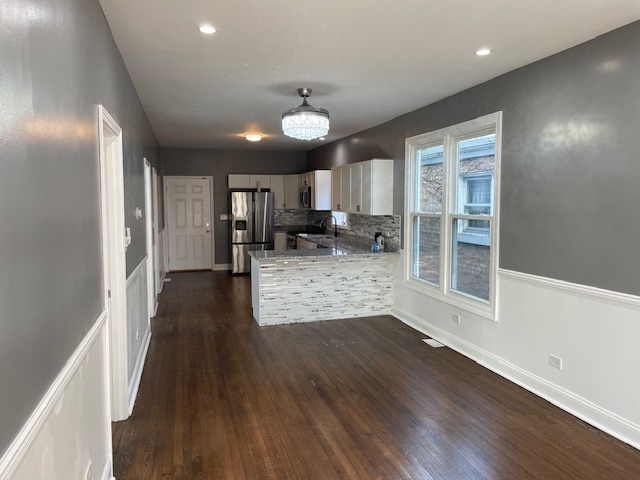 654 E 87th Place