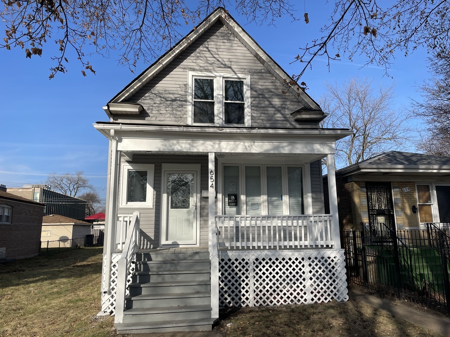654 E 87th Place