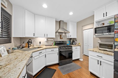 Tiny photo for 2546 Jonquil Lane, Woodridge, IL 60517 (MLS # 12492403)