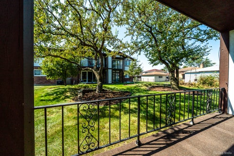 Tiny photo for 5000 W 122nd Street #1A, Alsip, IL 60803 (MLS # 12746681)