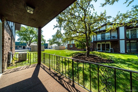 Tiny photo for 5000 W 122nd Street #1A, Alsip, IL 60803 (MLS # 12746681)