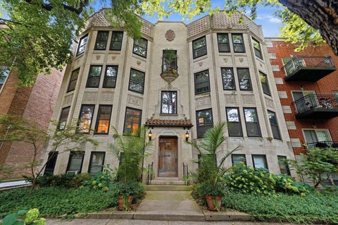 Photo of 2443 W Lunt Avenue #GE, Chicago, IL 60645 (MLS # 12755085)