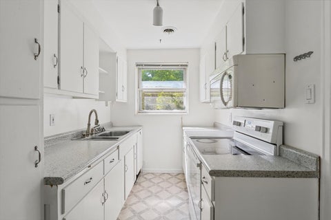 Tiny photo for 1510 S Race Street #4, Urbana, IL 61801 (MLS # 12762218)