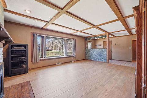 Tiny photo for 2594 E 1069th Road, Ottawa, IL 61350 (MLS # 12598165)