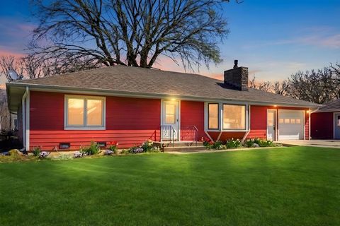 Tiny photo for 2594 E 1069th Road, Ottawa, IL 61350 (MLS # 12598165)