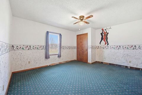 Tiny photo for 2594 E 1069th Road, Ottawa, IL 61350 (MLS # 12598165)