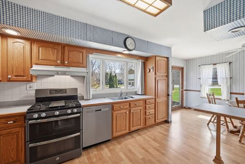 Tiny photo for 2594 E 1069th Road, Ottawa, IL 61350 (MLS # 12598165)