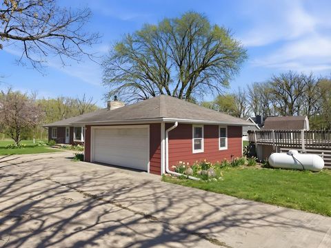 Tiny photo for 2594 E 1069th Road, Ottawa, IL 61350 (MLS # 12598165)
