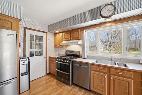 Tiny photo for 2594 E 1069th Road, Ottawa, IL 61350 (MLS # 12598165)