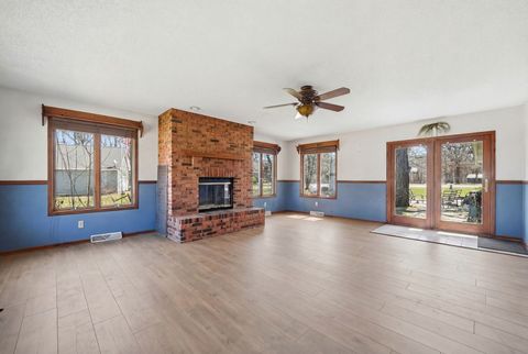 Tiny photo for 2594 E 1069th Road, Ottawa, IL 61350 (MLS # 12598165)