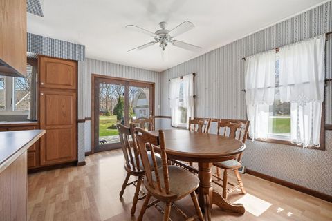 Tiny photo for 2594 E 1069th Road, Ottawa, IL 61350 (MLS # 12598165)