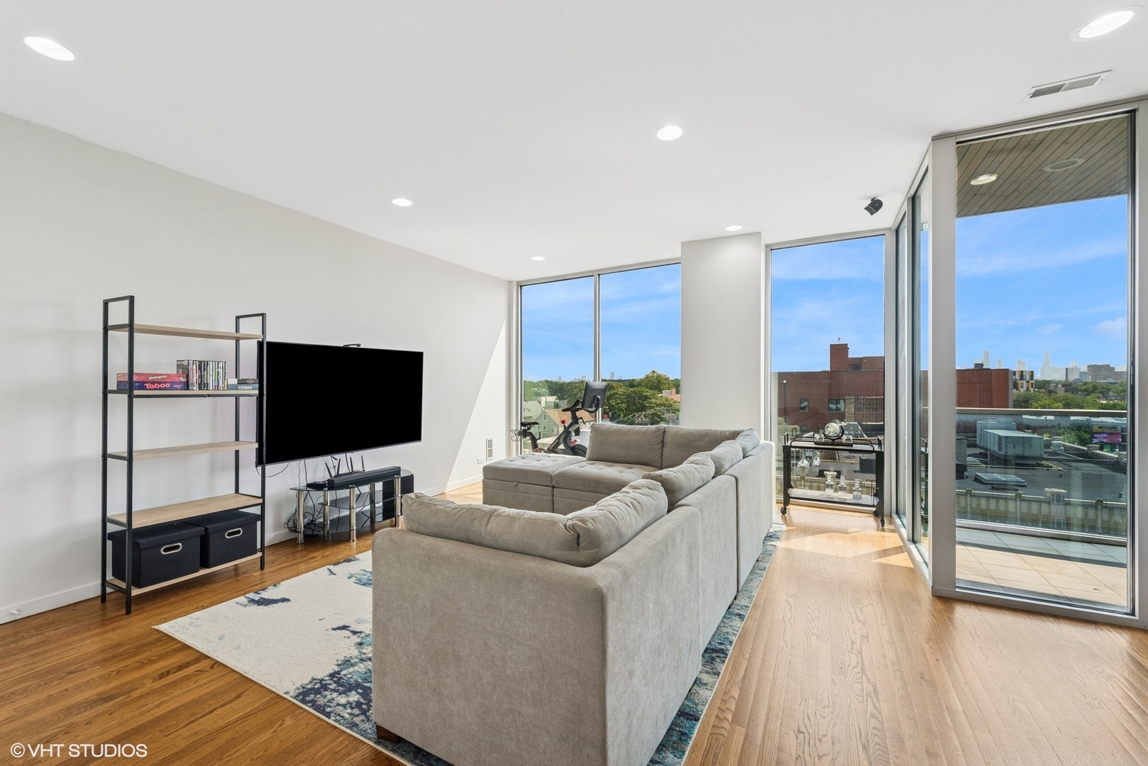 2800 W NORTH Avenue 502
