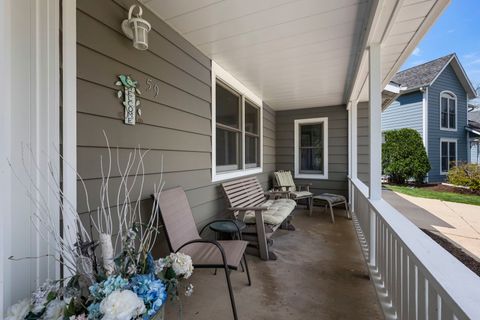 Tiny photo for 59 Sylvan Court, Elk Grove Village, IL 60007 (MLS # 12616738)