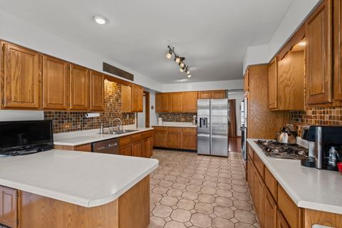 Tiny photo for 59 Sylvan Court, Elk Grove Village, IL 60007 (MLS # 12616738)