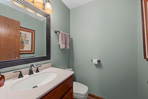 Tiny photo for 59 Sylvan Court, Elk Grove Village, IL 60007 (MLS # 12616738)