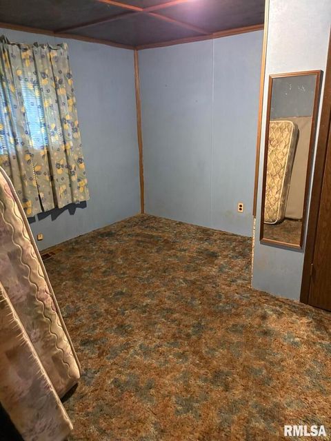 Tiny photo for 1606 & 1608 W Faust Street, Marion, IL 62959 (MLS # EB458306)