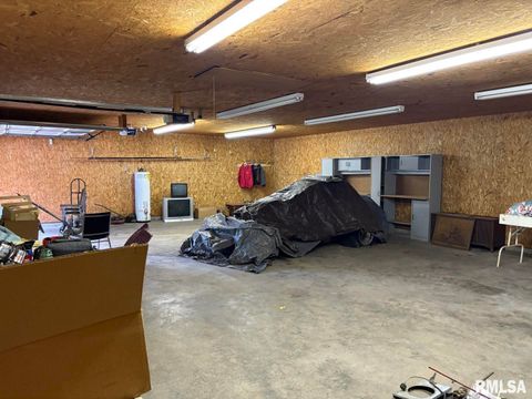 Tiny photo for 1606 & 1608 W Faust Street, Marion, IL 62959 (MLS # EB458306)