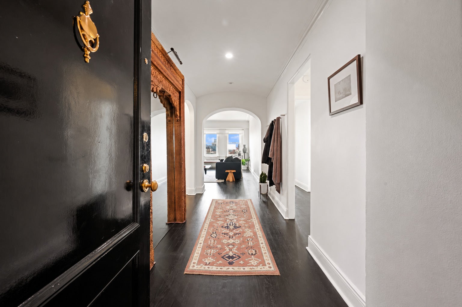 431 W Oakdale Avenue 14A