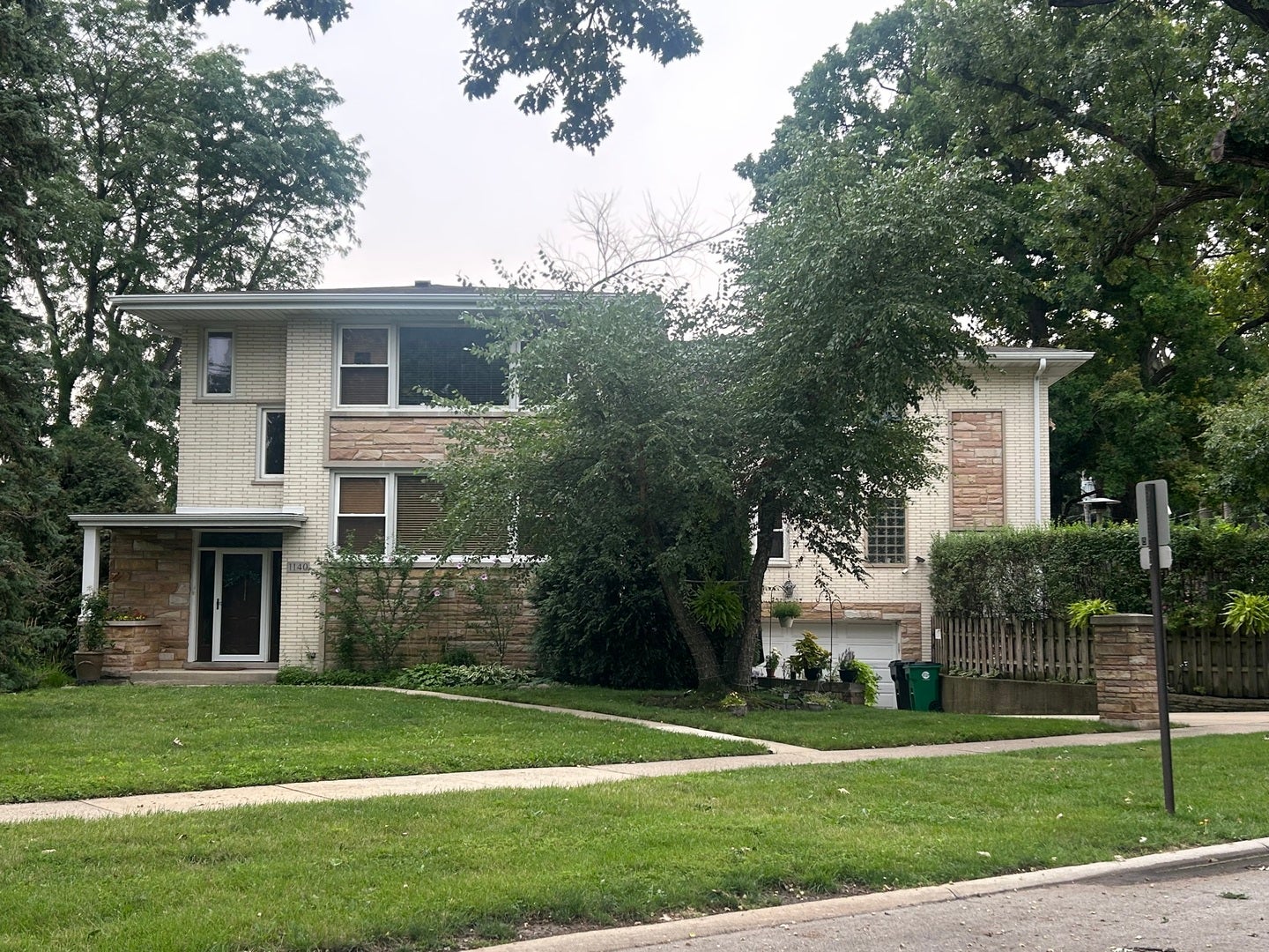 1140 N Northwest Highway