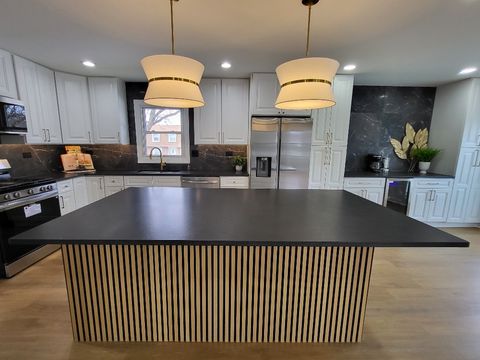 Tiny photo for 6831 Plymouth Road, Downers Grove, IL 60516 (MLS # 12603063)