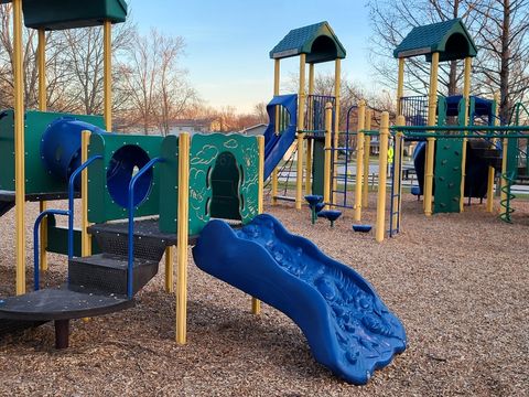 Tiny photo for 6831 Plymouth Road, Downers Grove, IL 60516 (MLS # 12603063)