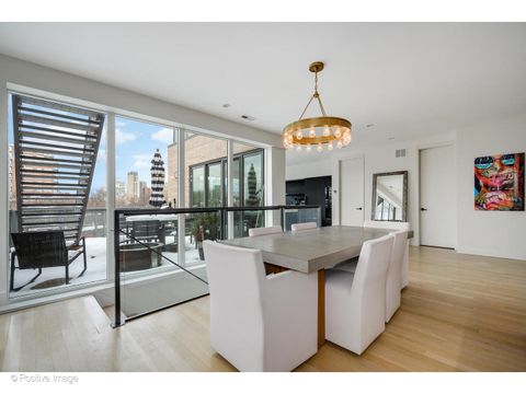 Tiny photo for 530 W Dickens Avenue #401, Chicago, IL 60614 (MLS # 12611012)