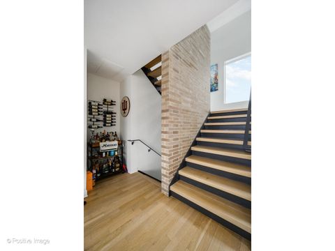 Tiny photo for 530 W Dickens Avenue #401, Chicago, IL 60614 (MLS # 12611012)