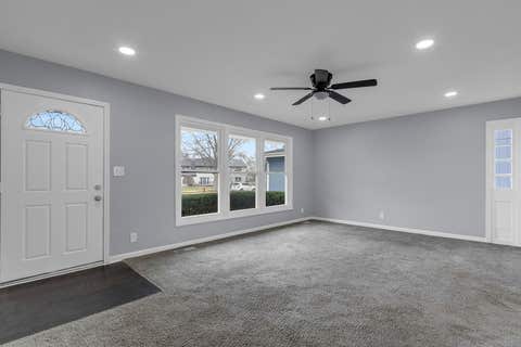 Tiny photo for 1295 Foxcroft Drive, Aurora, IL 60506 (MLS # 12730283)