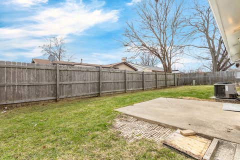 Tiny photo for 1295 Foxcroft Drive, Aurora, IL 60506 (MLS # 12730283)