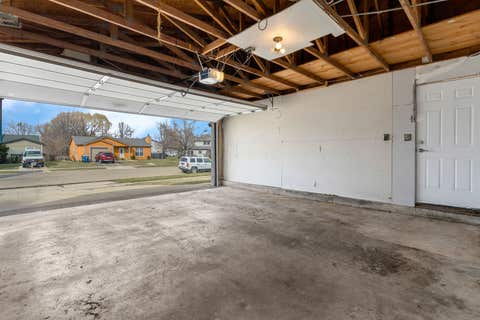 Tiny photo for 1295 Foxcroft Drive, Aurora, IL 60506 (MLS # 12730283)