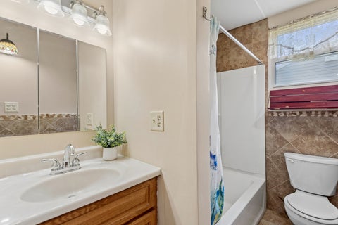 Tiny photo for 33320 N Sunset Avenue, Grayslake, IL 60030 (MLS # 12712178)