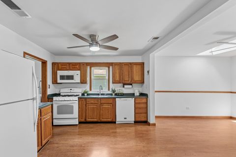 Tiny photo for 33320 N Sunset Avenue, Grayslake, IL 60030 (MLS # 12712178)