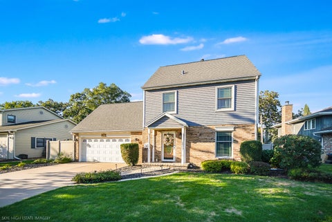 Tiny photo for 427 Glenys Drive, Lemont, IL 60439 (MLS # 12785455)