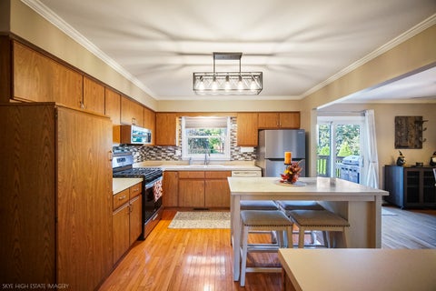 Tiny photo for 427 Glenys Drive, Lemont, IL 60439 (MLS # 12785455)