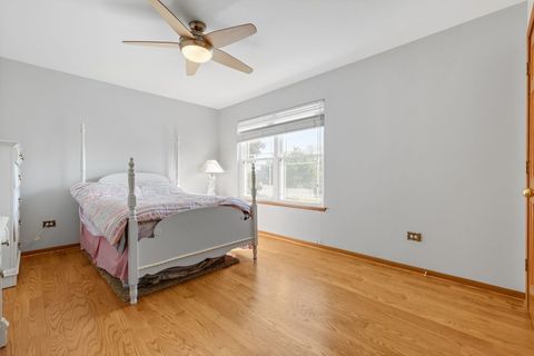 Tiny photo for 676 Quincy Court, Carol Stream, IL 60188 (MLS # 12490133)