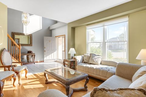 Tiny photo for 676 Quincy Court, Carol Stream, IL 60188 (MLS # 12490133)