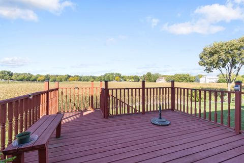 Tiny photo for 676 Quincy Court, Carol Stream, IL 60188 (MLS # 12490133)