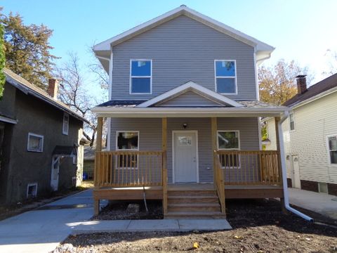 Photo of 1906 S 4th Street, Rockford, IL 61104 (MLS # 12462263)