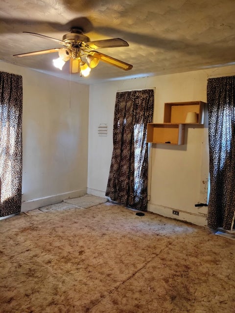 Tiny photo for 611 Farnam Street, Davenport, IA 50803 (MLS # 12771042)