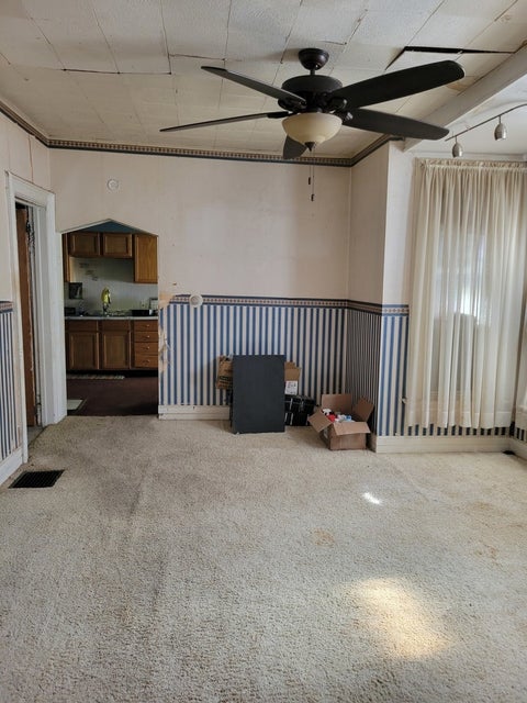 Tiny photo for 611 Farnam Street, Davenport, IA 50803 (MLS # 12771042)
