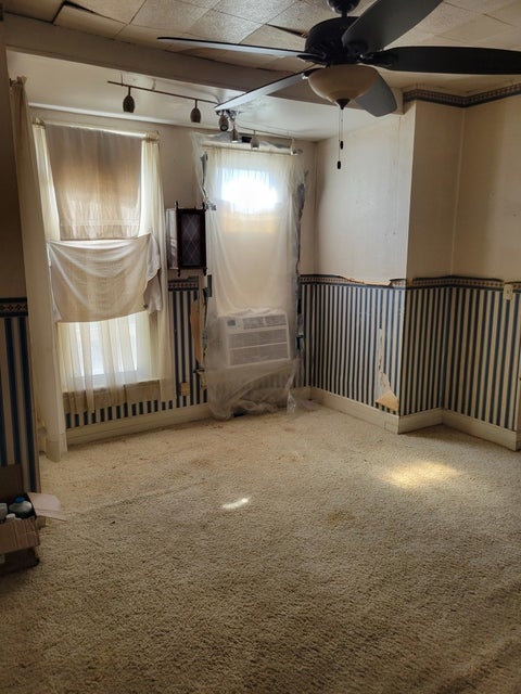 Tiny photo for 611 Farnam Street, Davenport, IA 50803 (MLS # 12771042)