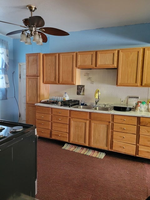 Tiny photo for 611 Farnam Street, Davenport, IA 50803 (MLS # 12771042)