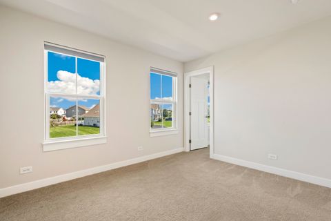 Tiny photo for 2020 Squire Circle, Yorkville, IL 60560 (MLS # 12492312)