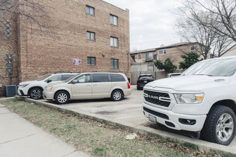 Tiny photo for 6034 N WOLCOTT Avenue #1W, Chicago, IL 60660 (MLS # 12595615)
