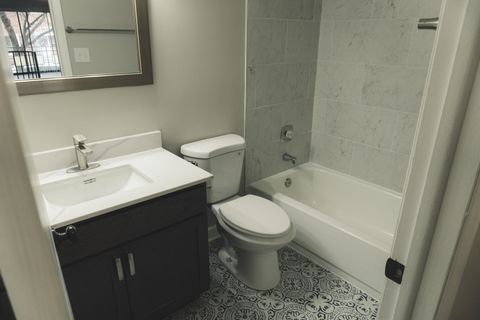 Tiny photo for 6034 N WOLCOTT Avenue #1W, Chicago, IL 60660 (MLS # 12595615)