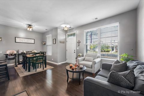 Tiny photo for 295 Springbrook Trail, Oswego, IL 60543 (MLS # 12479299)