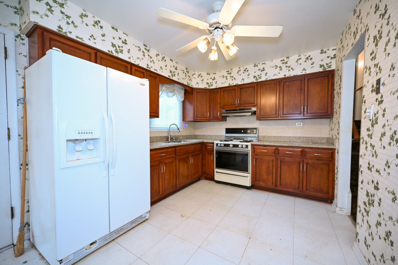 1322 S Arlington Heights Road